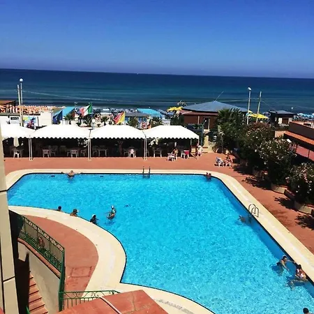 Casa Vacanza Sea Apartment *
